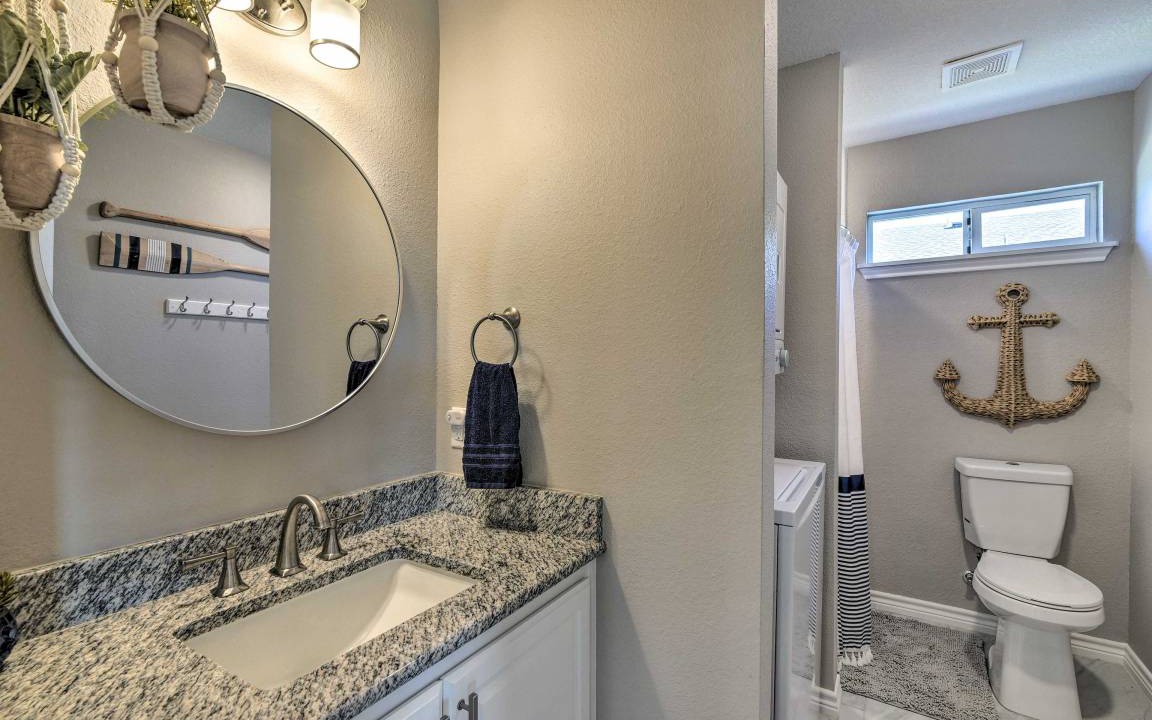 Photo of Bathroom in Surfside Beach