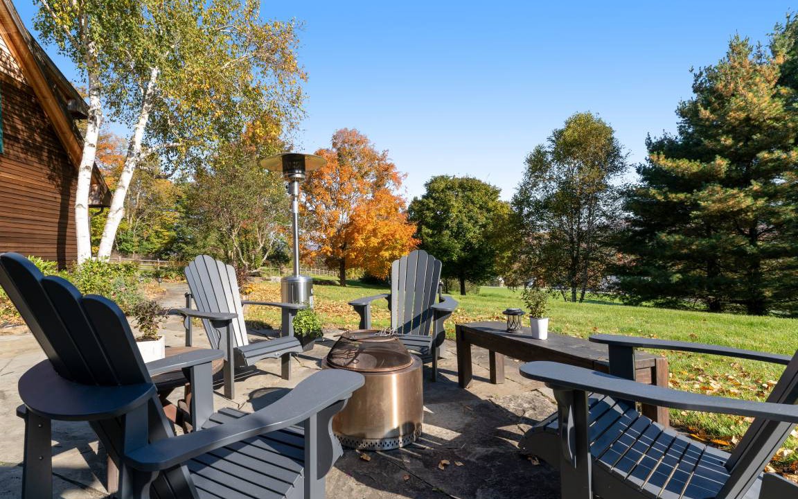 Photo of Patio Balcony in Stowe Hollow
