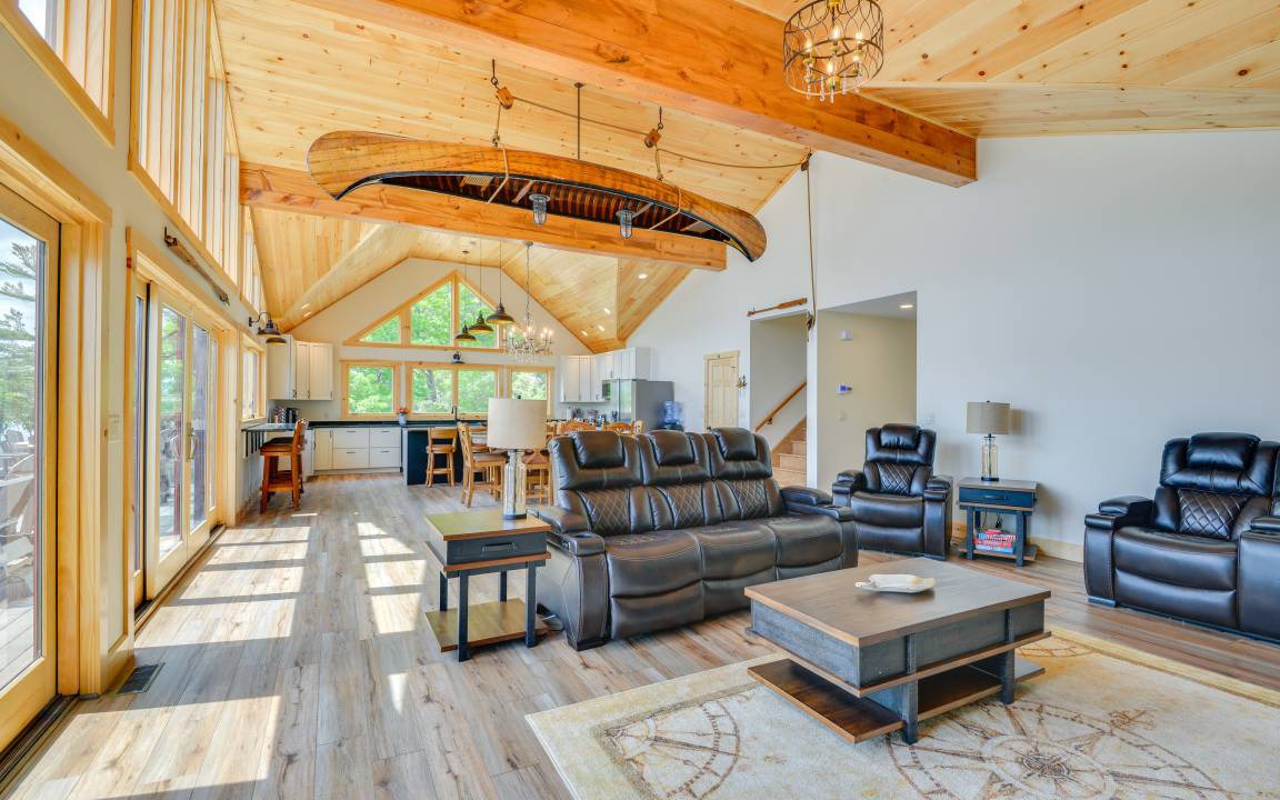 Photo of Livingroom in Wellesley Island