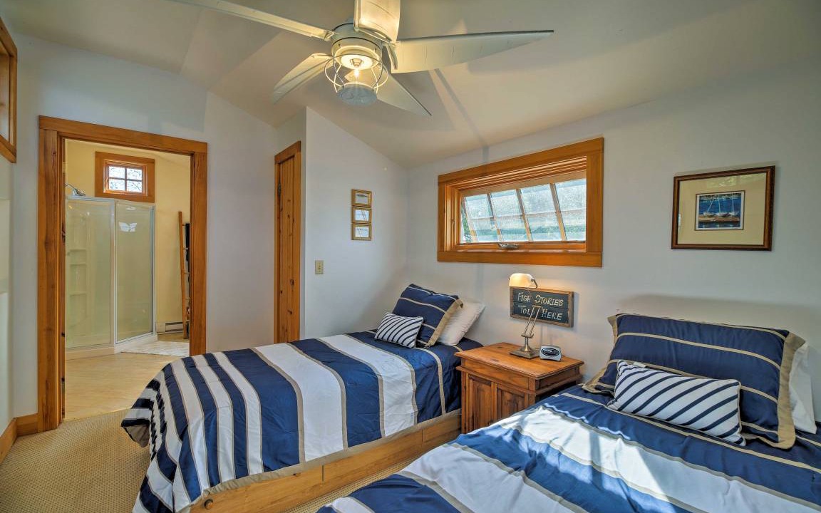 Photo of Bedroom in North Hero