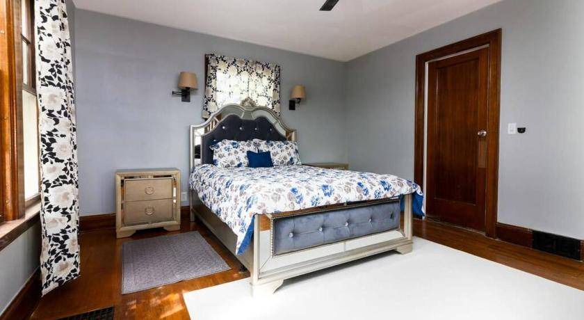 Photo of Bedroom in Niagara Falls