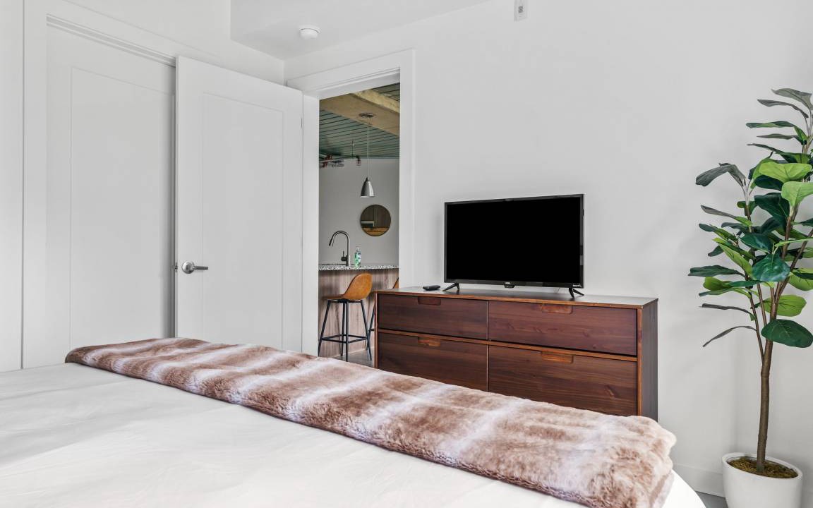 Photo of Bedroom in Midtown