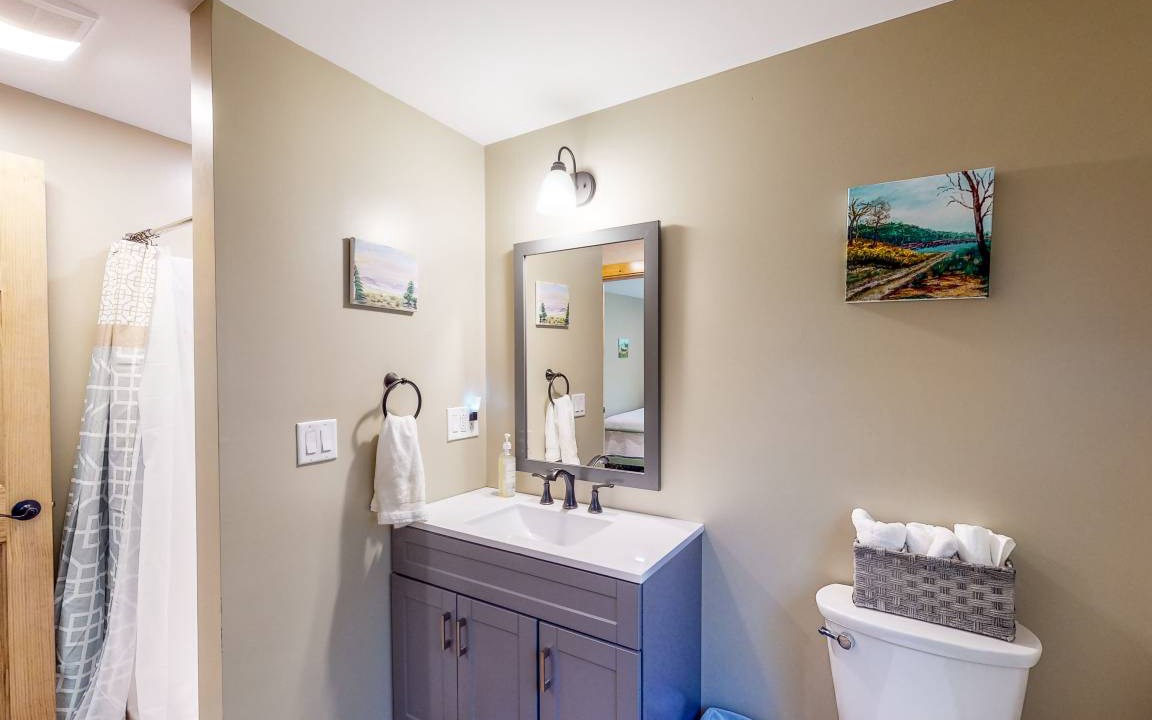 Photo of Bathroom in Roxbury