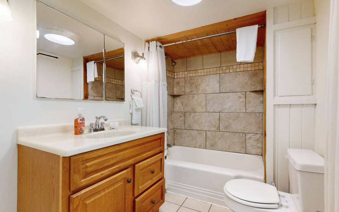Photo of Bathroom in Proctorsville
