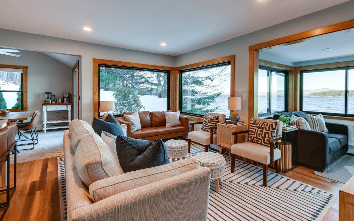 Photo of Livingroom in Alton Bay