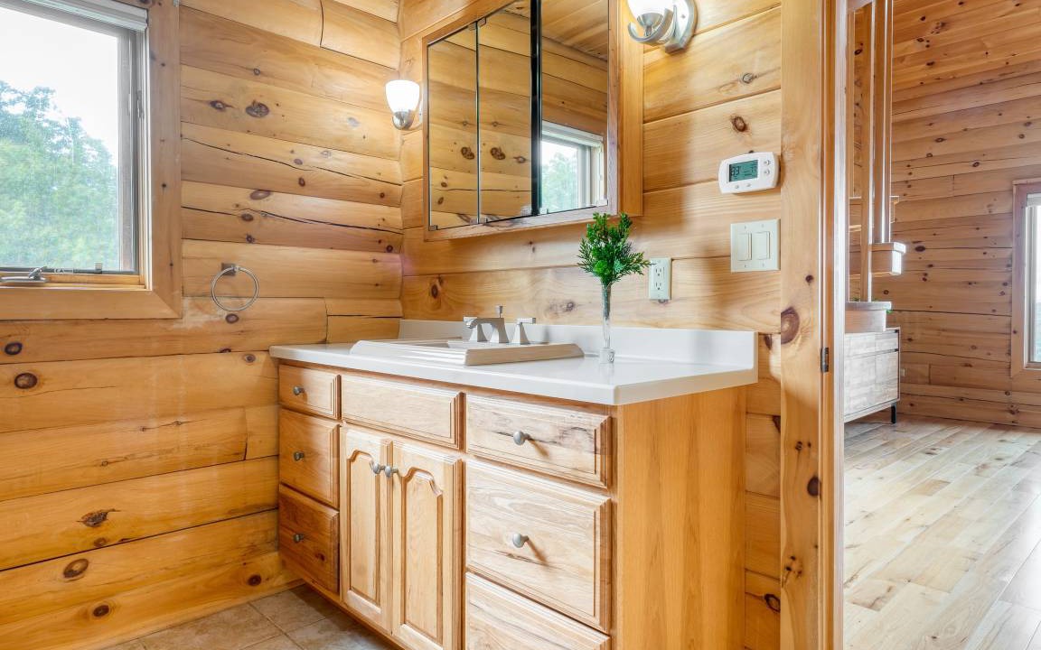 Photo of Bathroom in Hillsdale