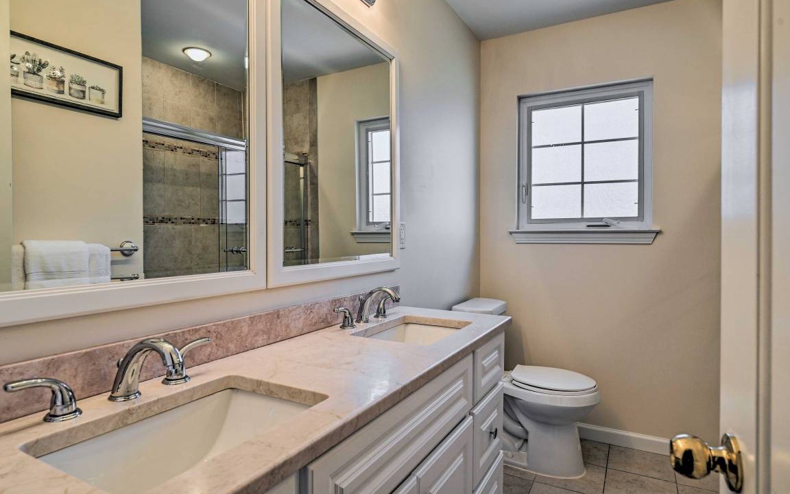 Photo of Bathroom in Glen Cove