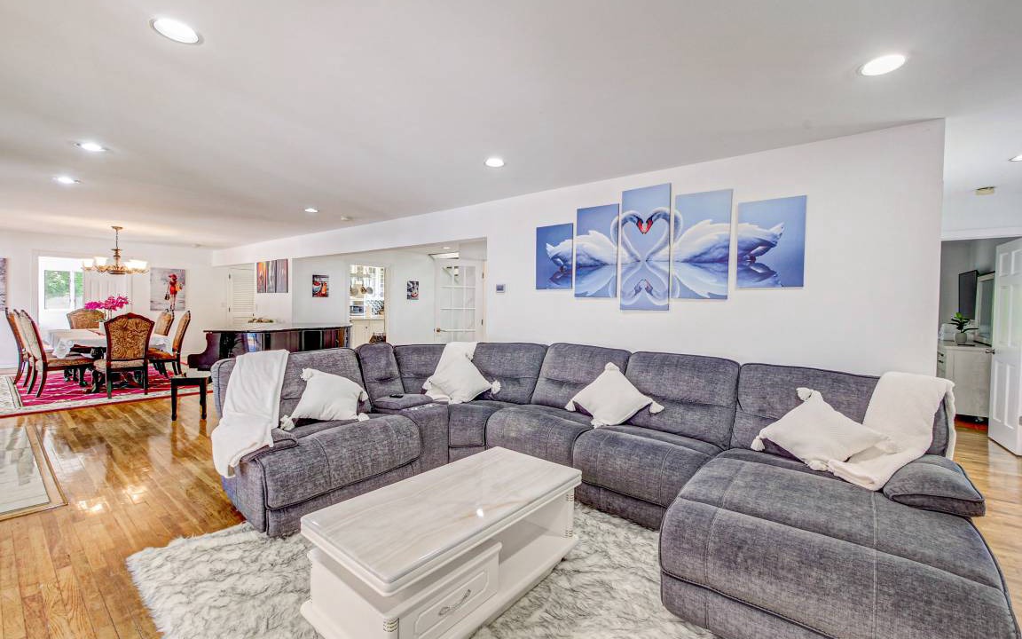 Photo of Others in Hampton Bays