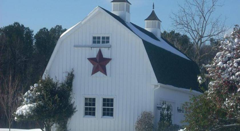 Photo of Buildings in Rock Hall