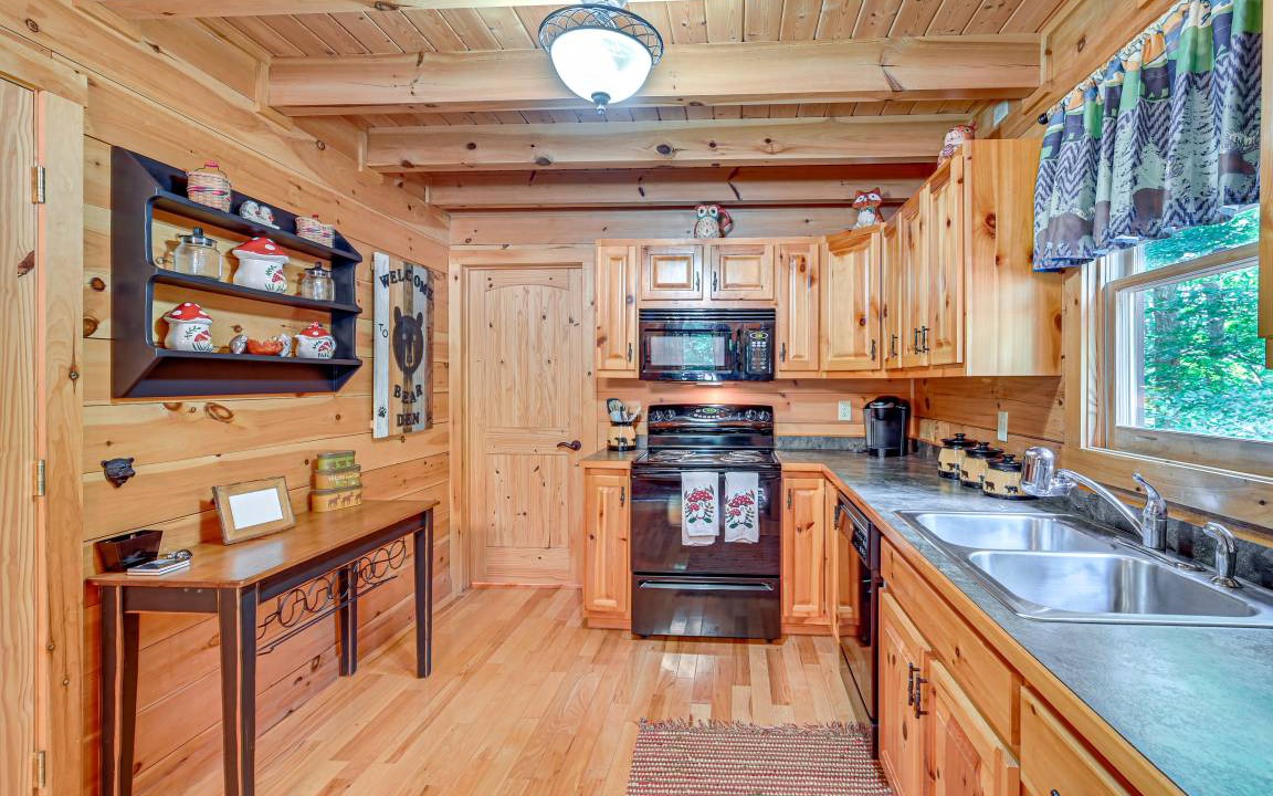 Photo of Kitchen in Reserve at Fairystone