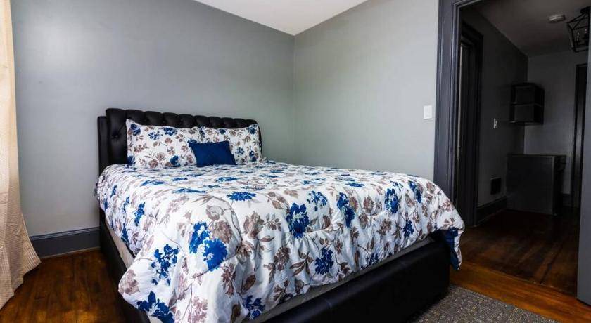 Photo of Bedroom in Niagara Falls