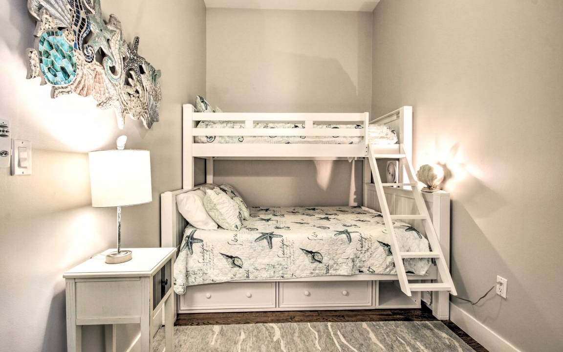 Photo of Bedroom in Galveston