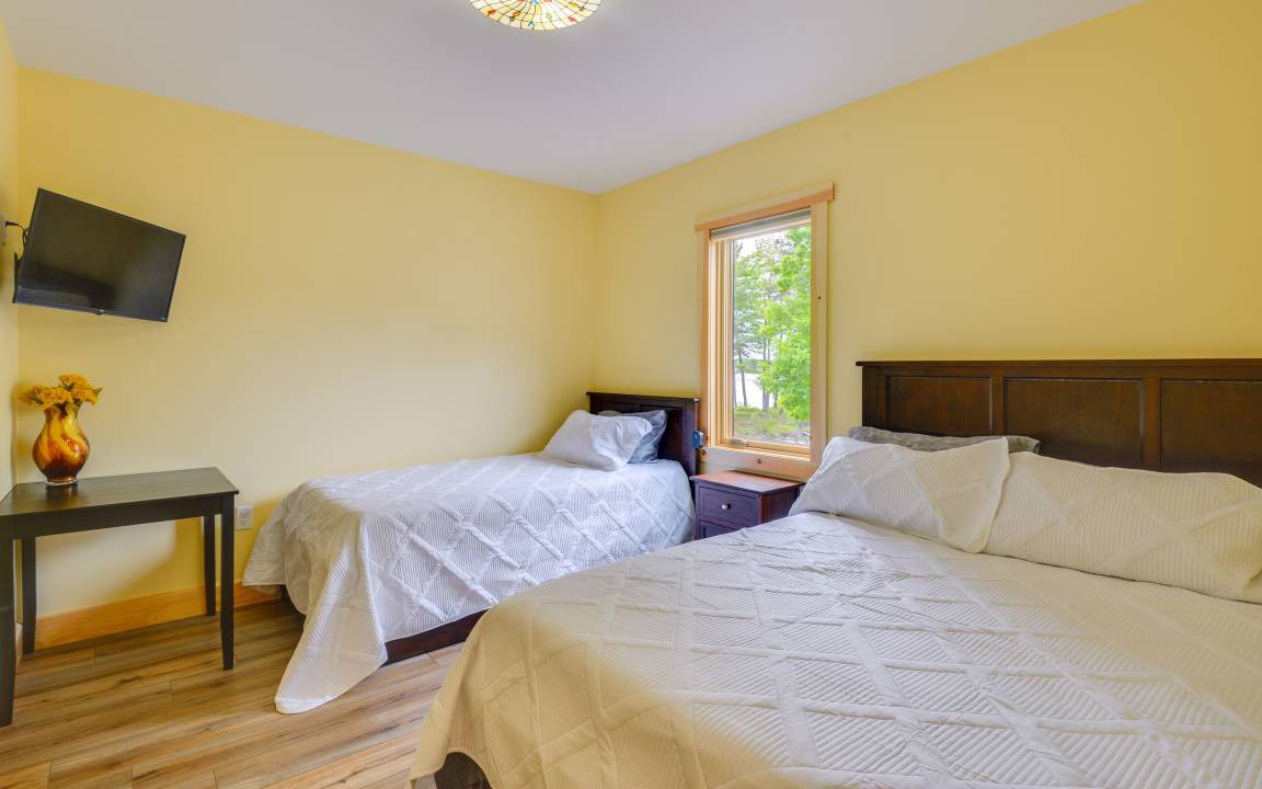 Photo of Bedroom in Wellesley Island