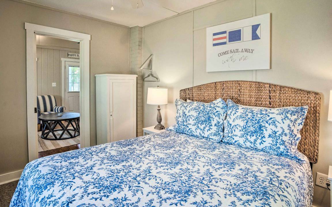 Photo of Bedroom in Colonial Beach