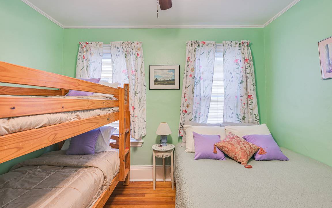 Photo of Bedroom in South Medford