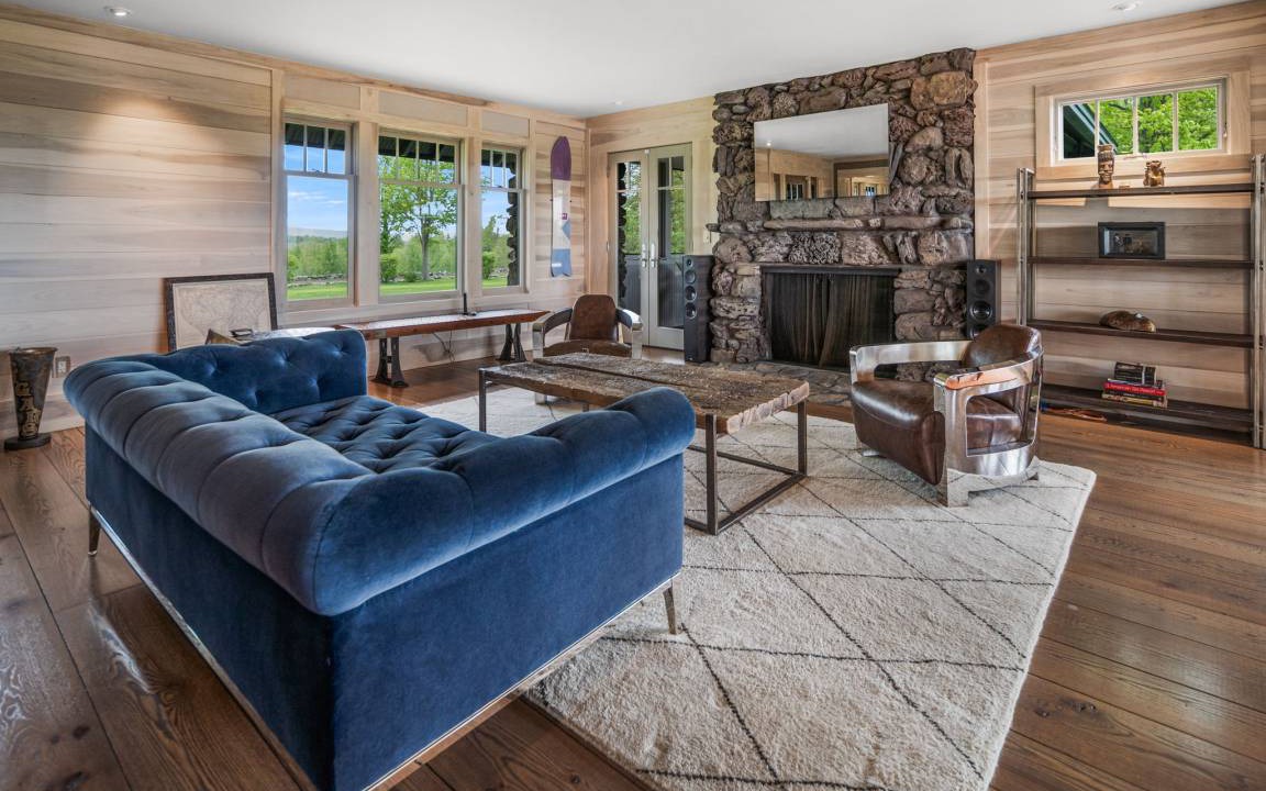 Photo of Livingroom in Greenfield Center