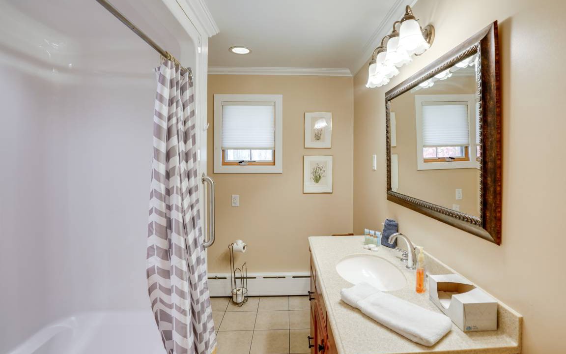 Photo of Bathroom in Glendale