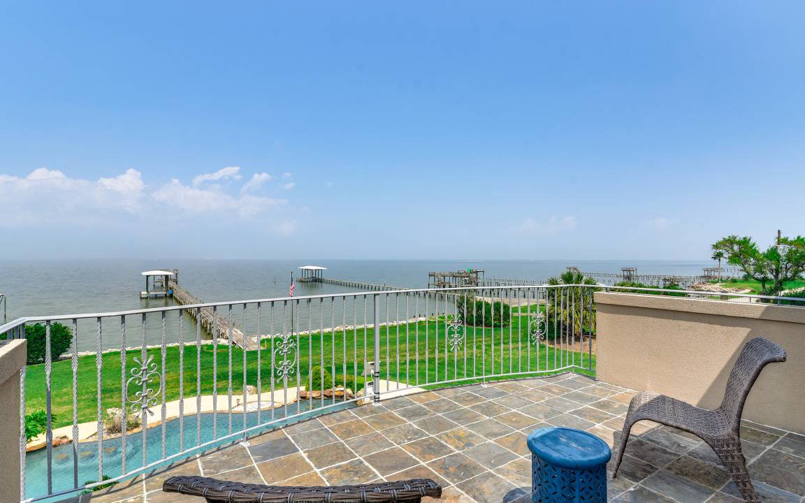 Photo of Patio Balcony in Dickinson