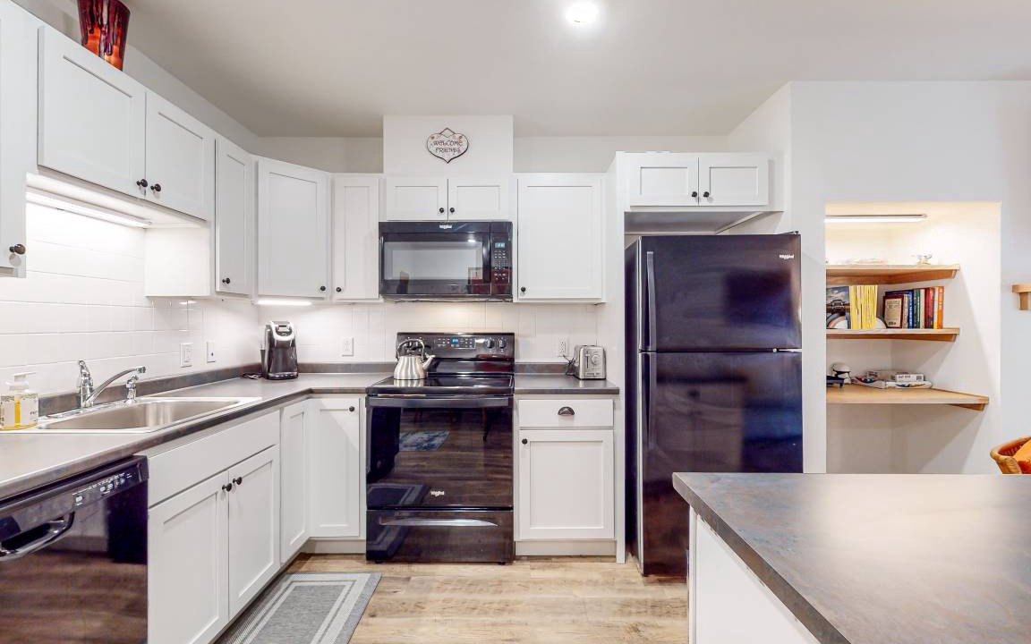 Photo of Kitchen in Warren