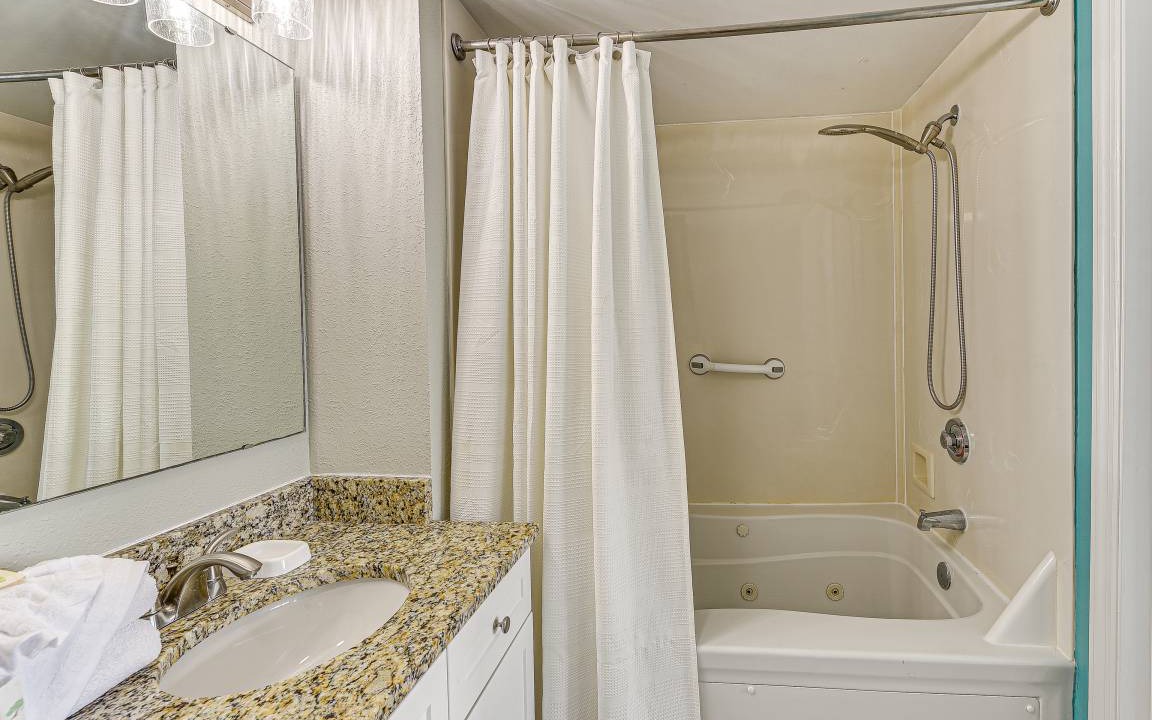 Photo of Bathroom in Crescent Beach