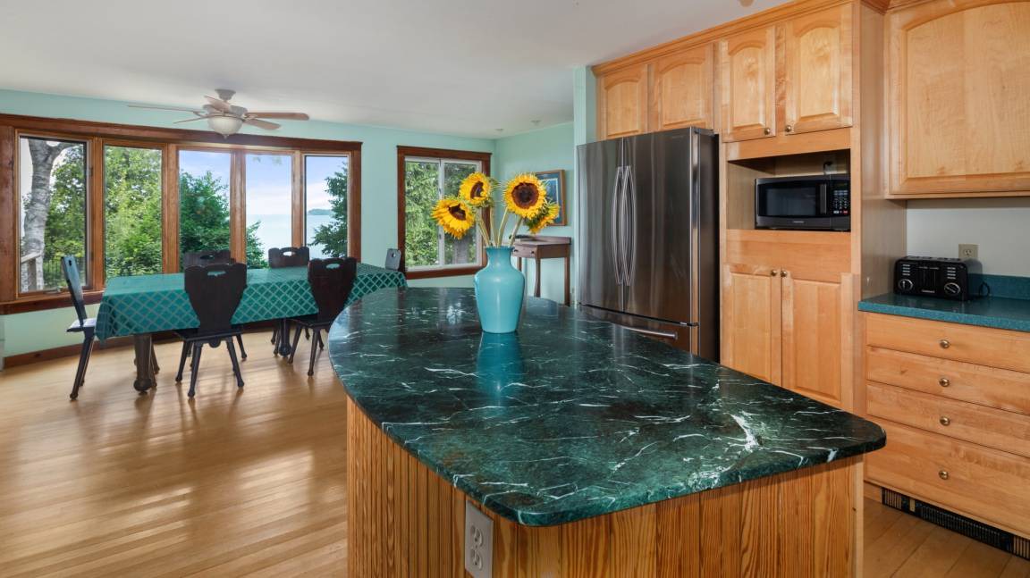 Photo of Kitchen in Shelburne