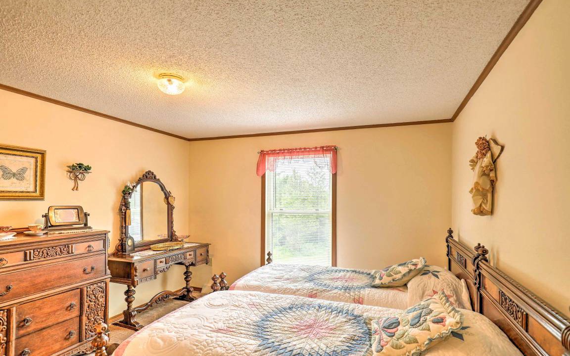 Photo of Bedroom in Himrod