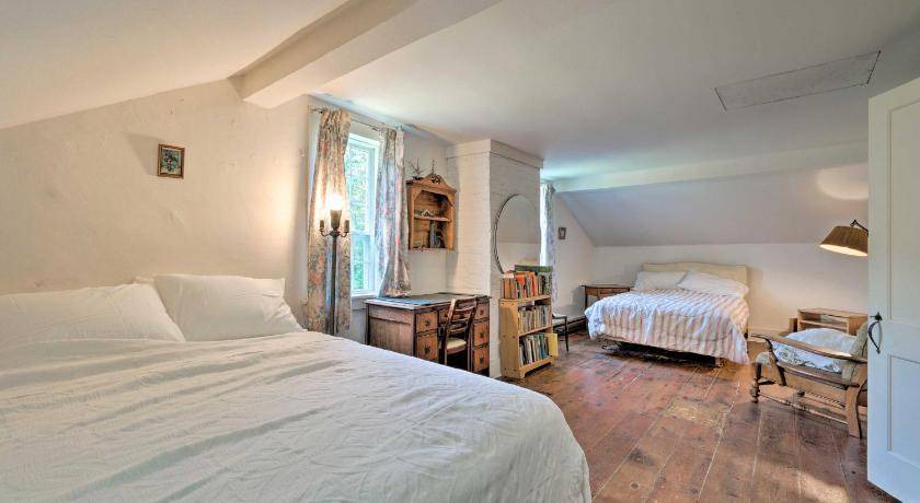 Photo of Bedroom in Salem