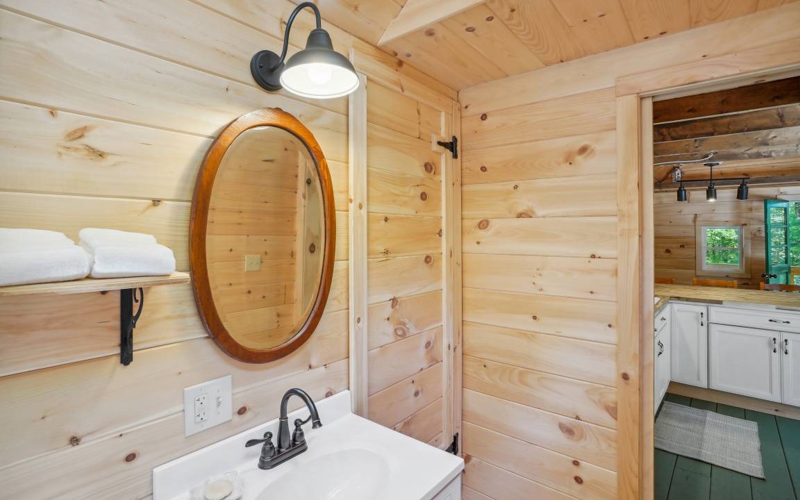 Photo of Bathroom in Gloversville