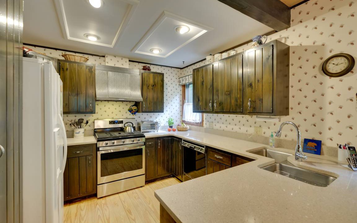 Photo of Kitchen in North River
