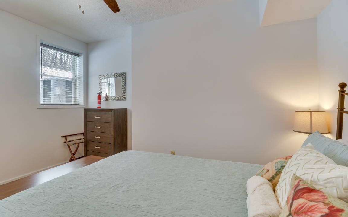 Photo of Bedroom in Marlinton