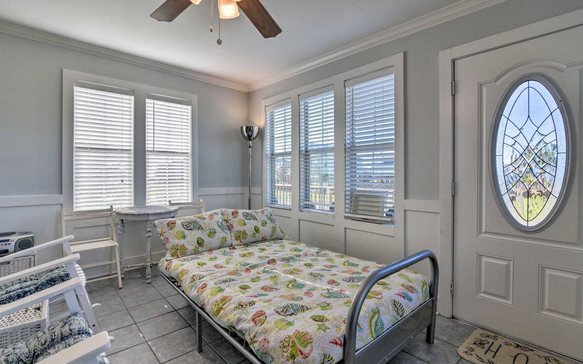 Photo of Bedroom in Galveston