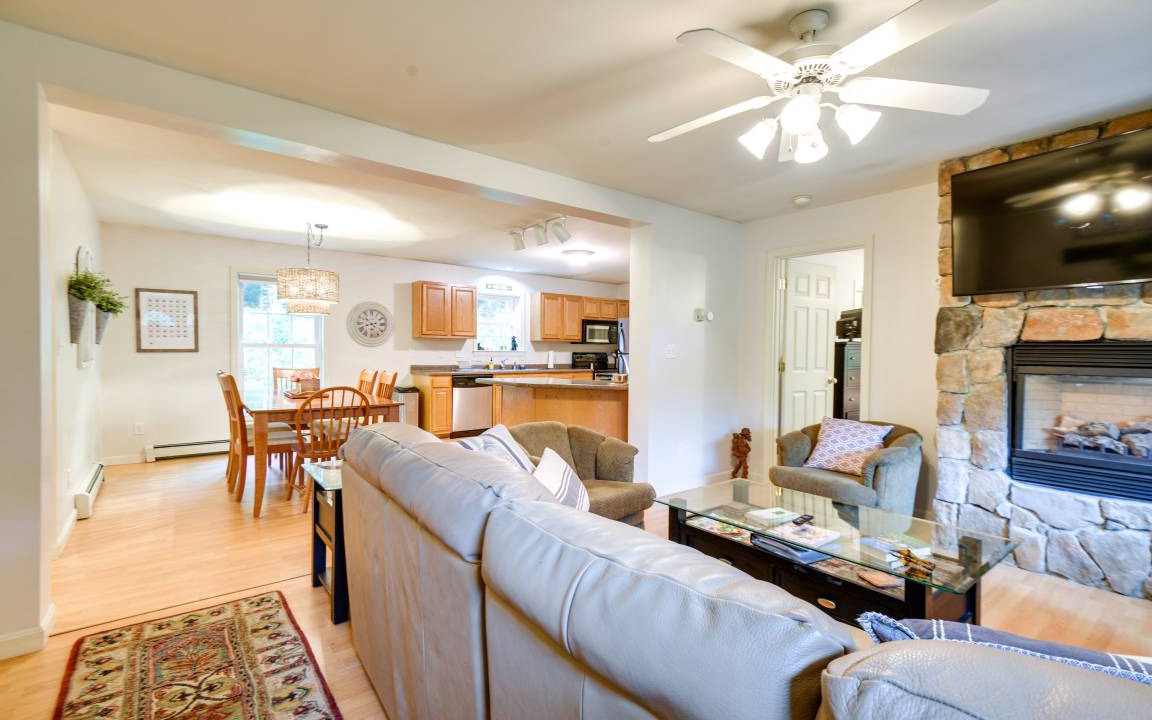 Photo of Livingroom in Campton