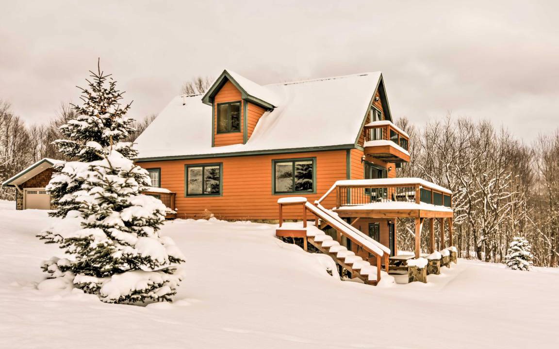 Photo of Bedroom in Ellicottville