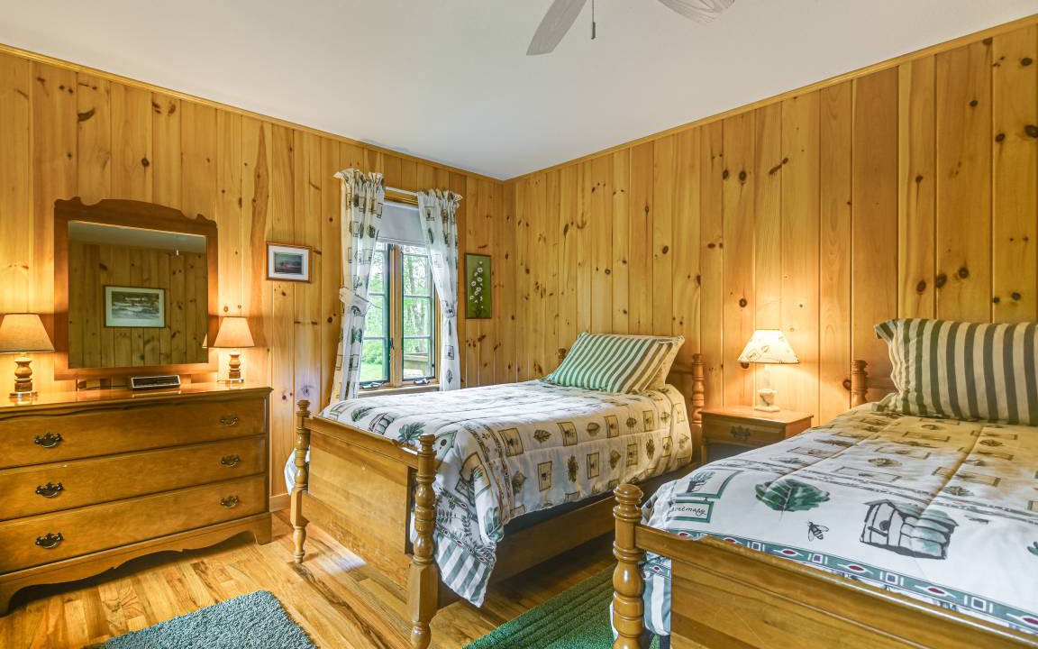 Photo of Bedroom in Stoneham
