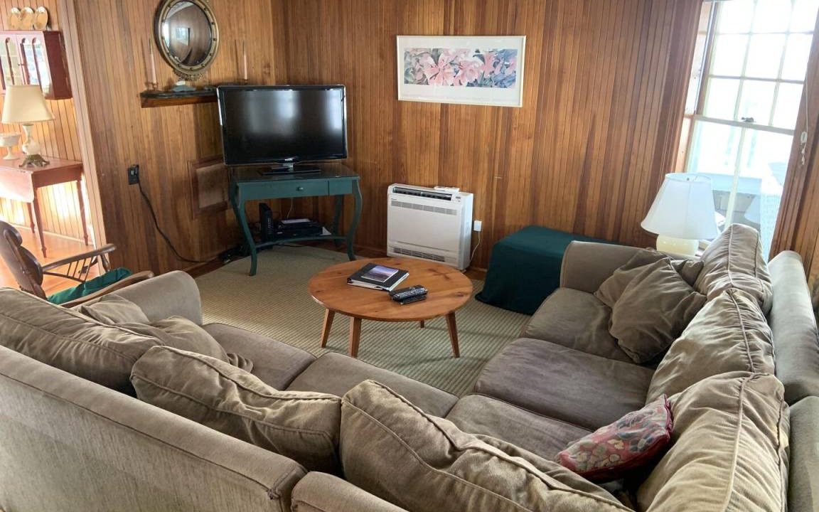 Photo of Livingroom in York Beach