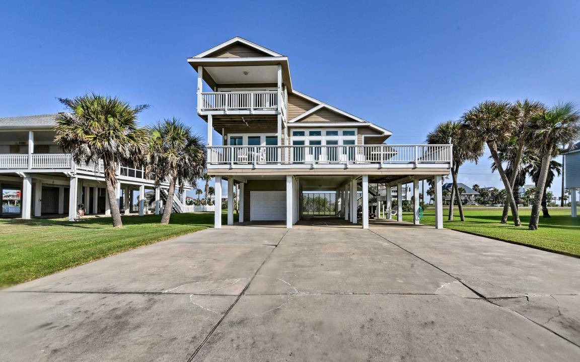 Photo of Buildings in Indian Beach