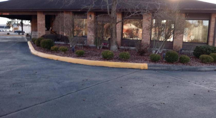 Photo of Others in New Martinsville