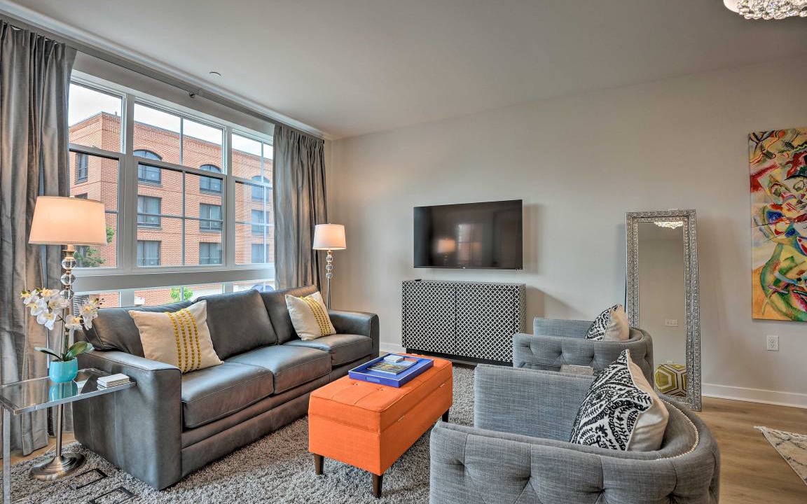 Photo of Livingroom in Murray Hill