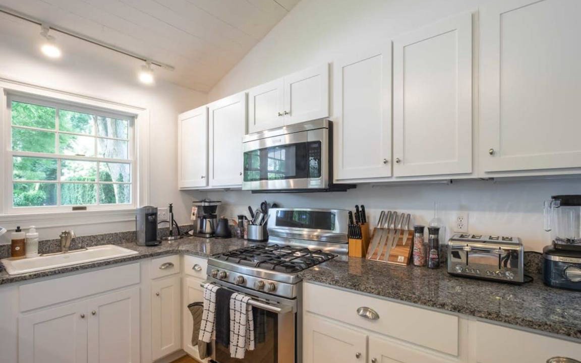 Photo of Kitchen in East Hampton North