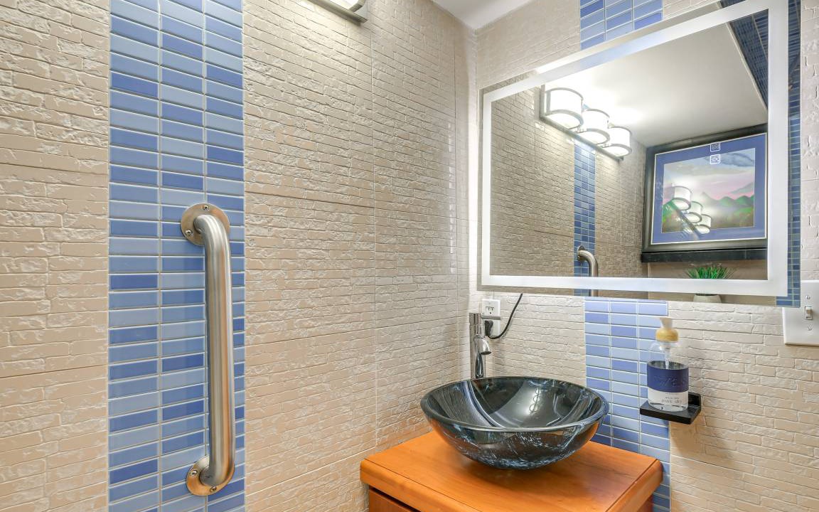 Photo of Bathroom in Columbia