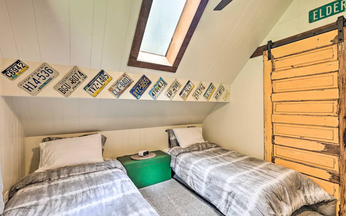 Photo of Bedroom in Max Meadows