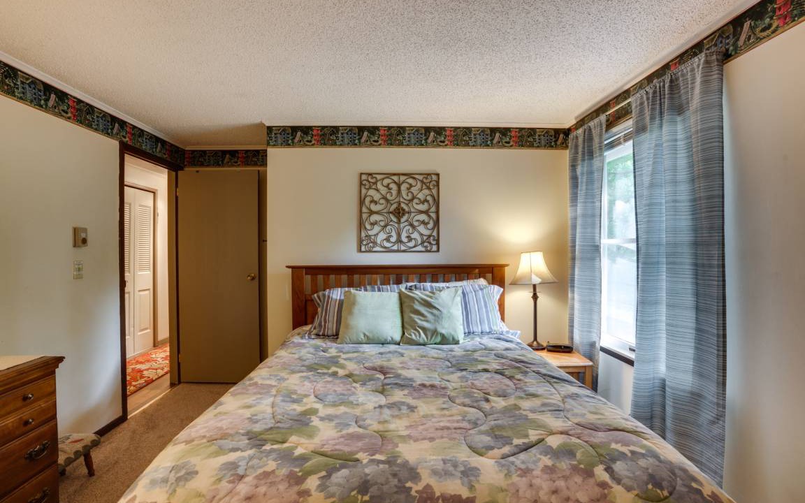 Photo of Bedroom in Great Valley
