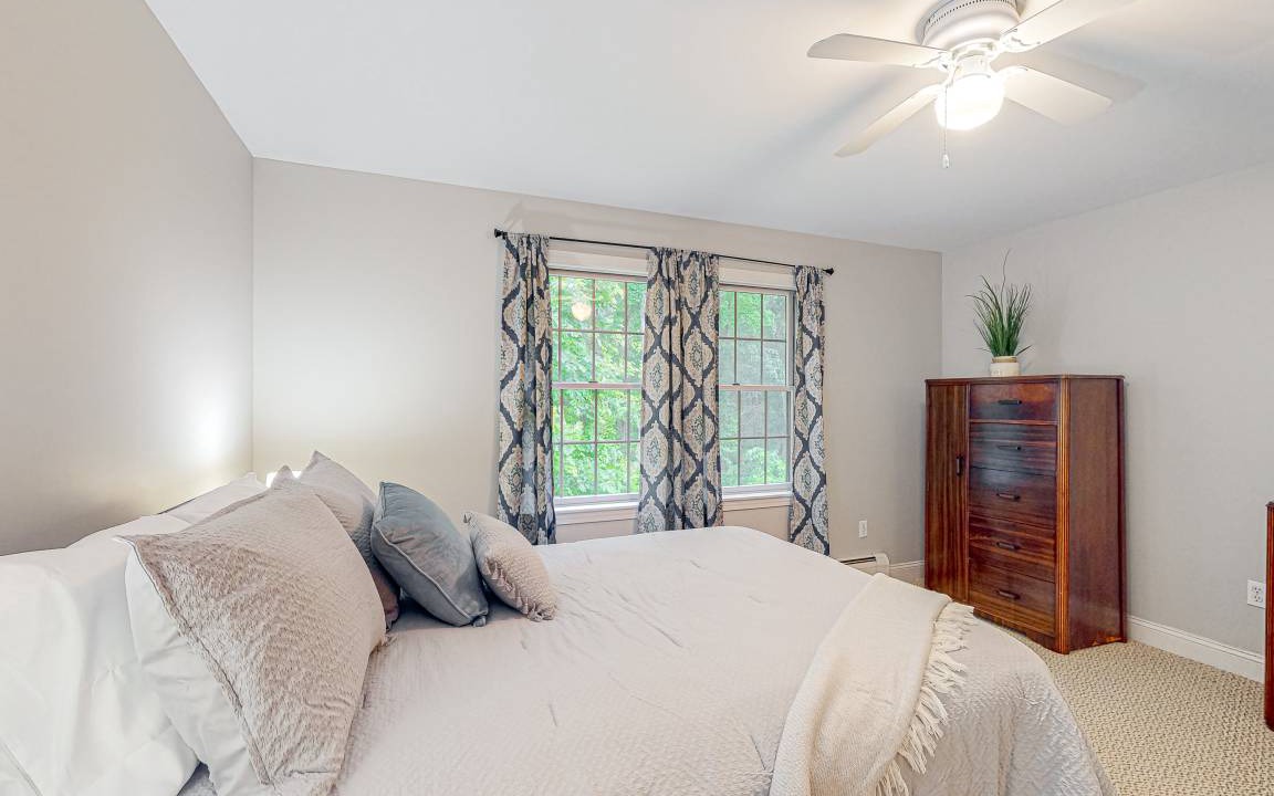 Photo of Bedroom in Raymond