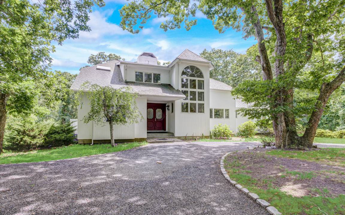Photo of Others in Hampton Bays
