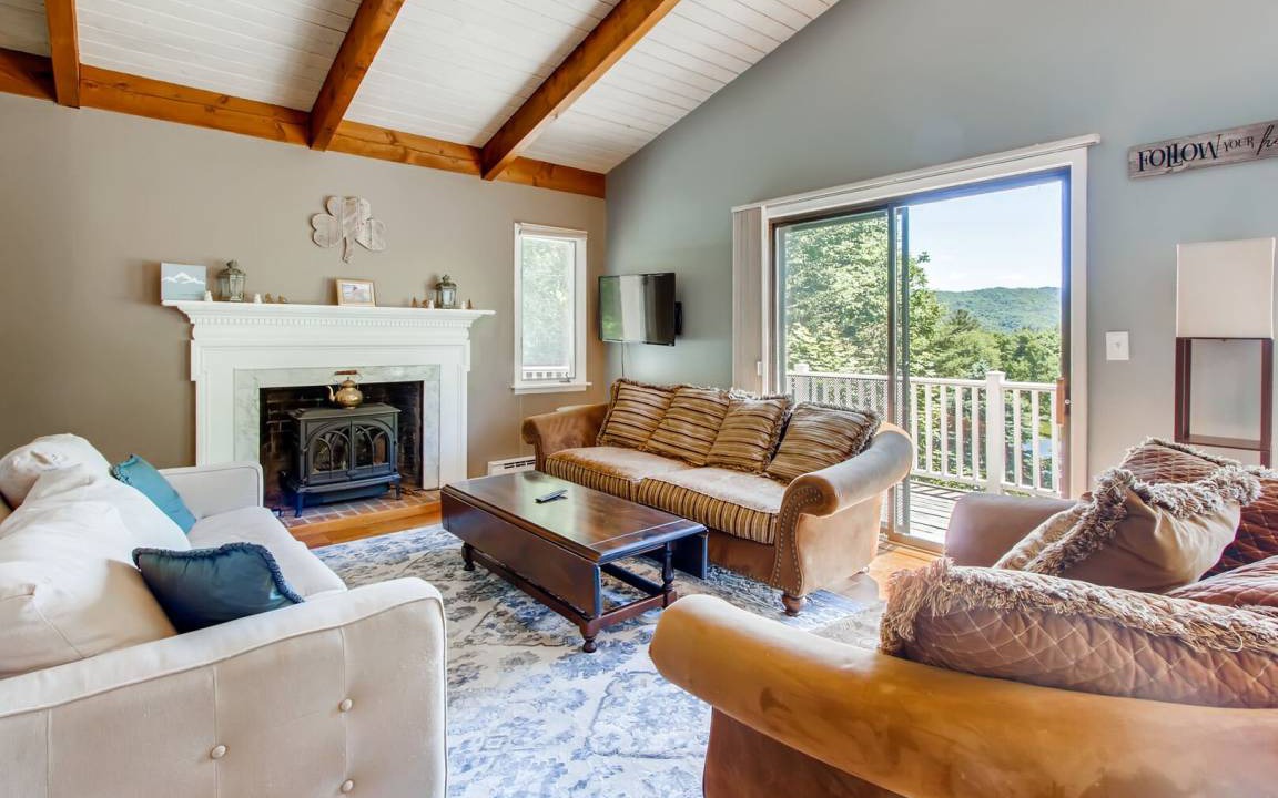 Photo of Livingroom in Pittsfield