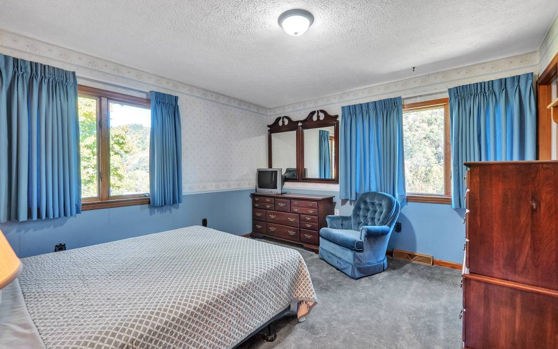 Photo of Others in Cabins