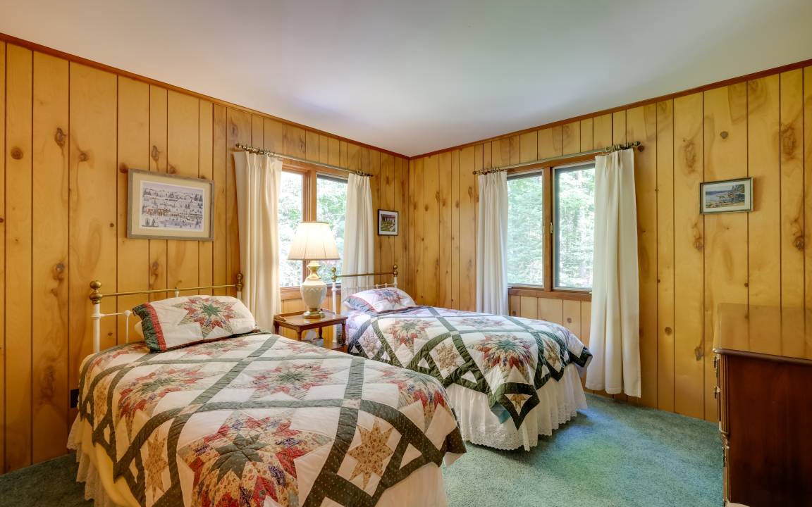 Photo of Bedroom in North River
