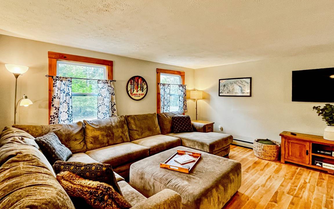 Photo of Livingroom in Bethel