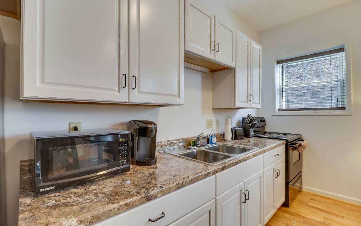 Photo of Kitchen in Marlinton