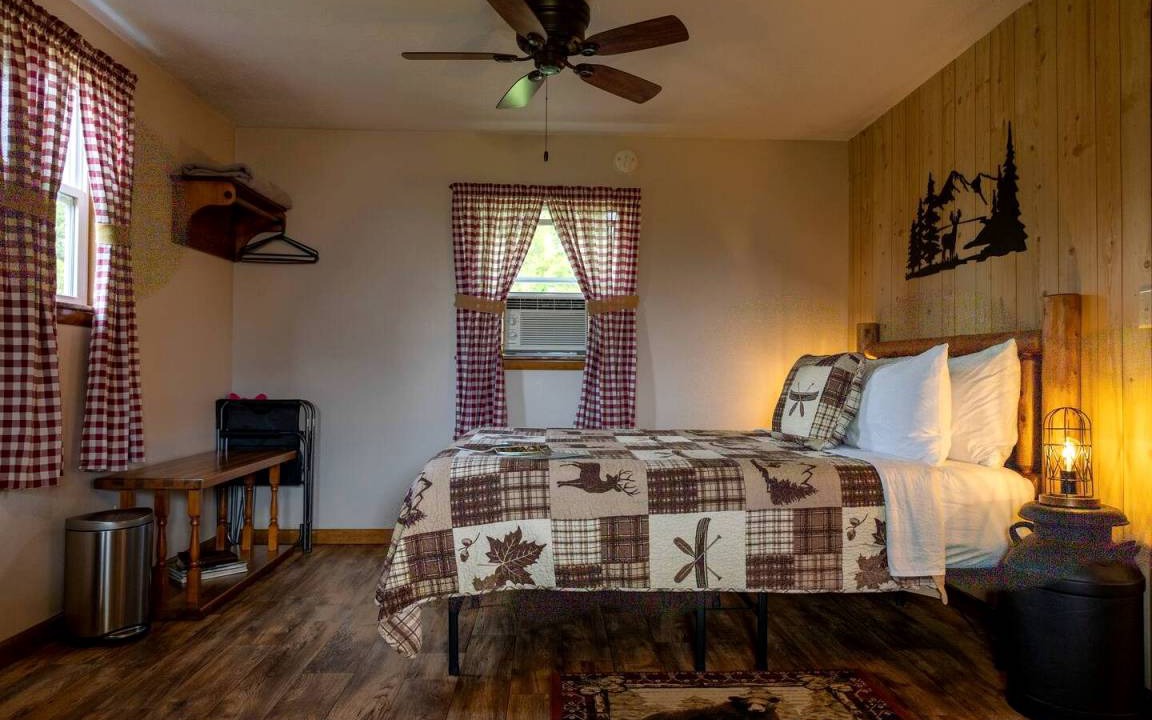 Photo of Bedroom in Seneca Rocks